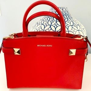 👠 REDUCED NWOT Michael Kors Karla Med leather Satchel